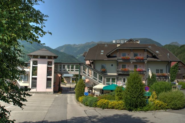 hotel_restaurant_flattacherhof_aussen_sommer_2017 Hotel Flattacher Hof Rieger GmbH & Co KG