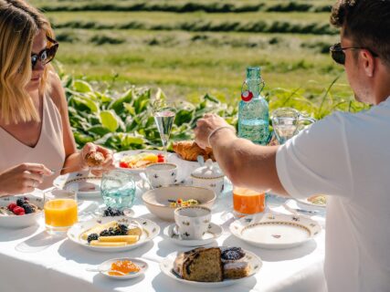Sektfrühstück im Grünen