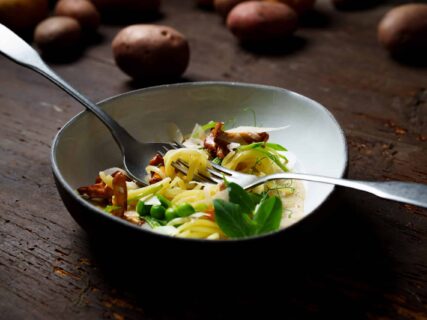 Nudel und Eierschwammerl im Biohotel Daberer